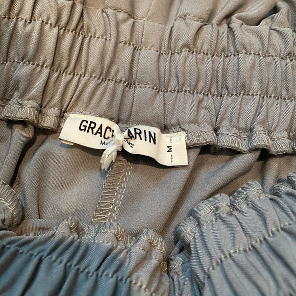 Cropped Paper Bag Waist Pants - Picture 3 of 5